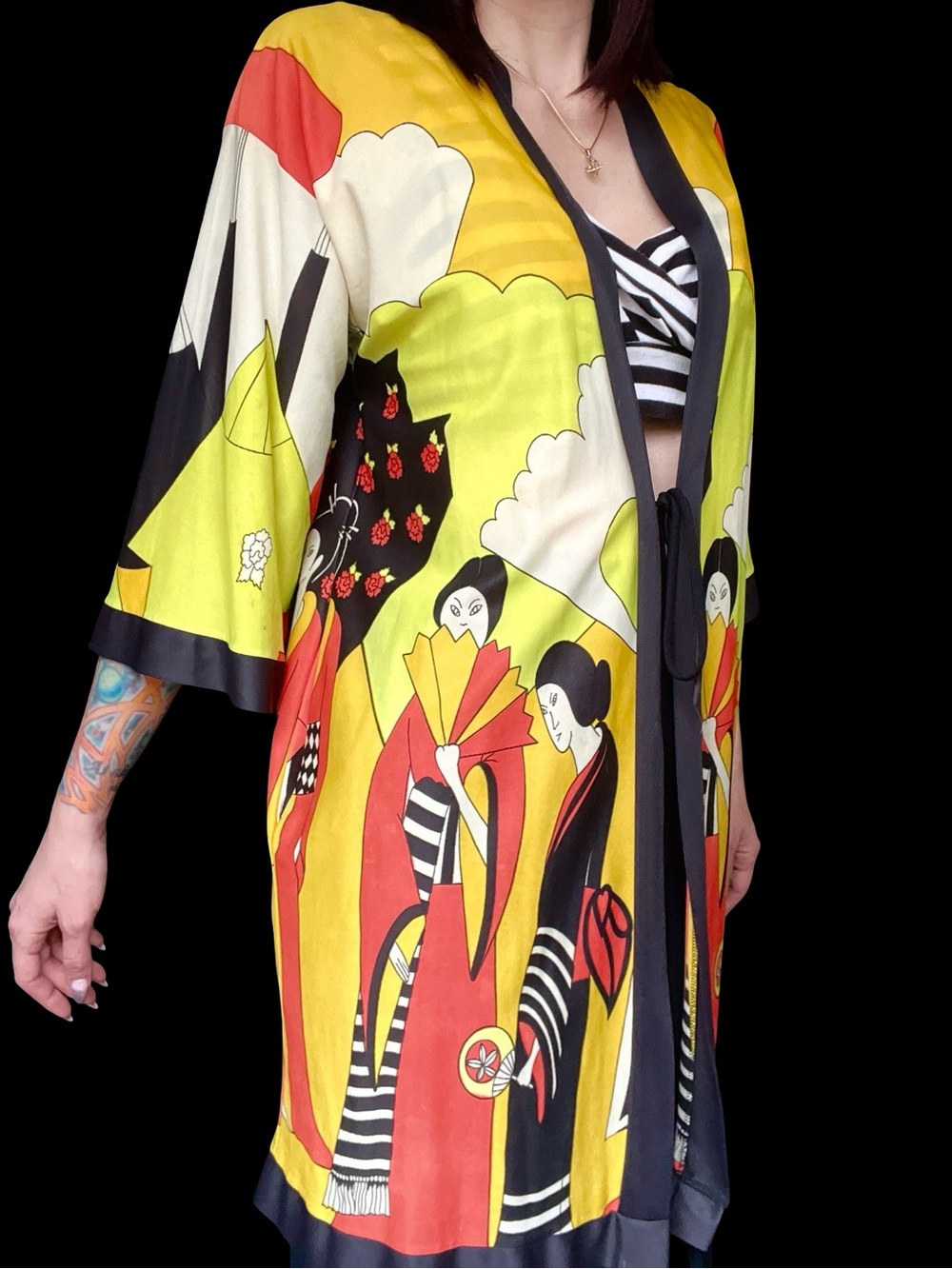 Vintage 1960's Japanese Geisha Novelty Print Pop Art Geometric Kimono Jacket - Picture 3 of 12